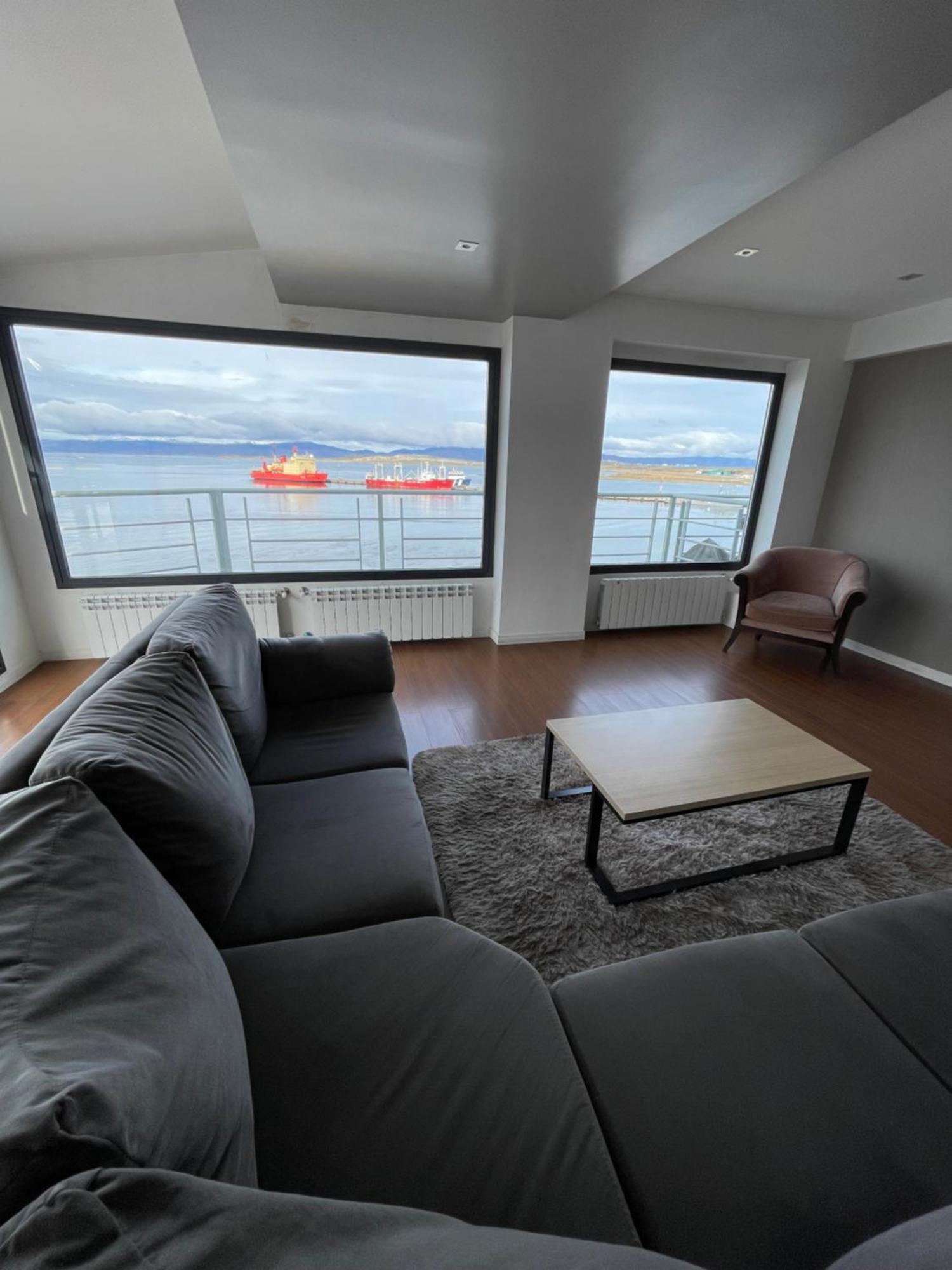 Semi-Piso In Patagonia Ushuaia Rebate In Physical Dollar Apartment Luaran gambar